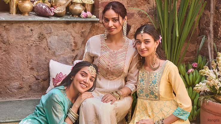 How to Style Ethnic Wear for Festive and Casual Looks